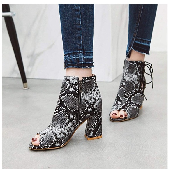 Snakeskin Chunky Open Toe Heel - Picture 3 of 4